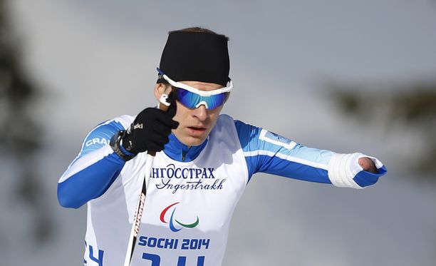 Ilkka Tuomisto nappasi sprintissä pronssia. Kuva Sotshin paralympialaisista.