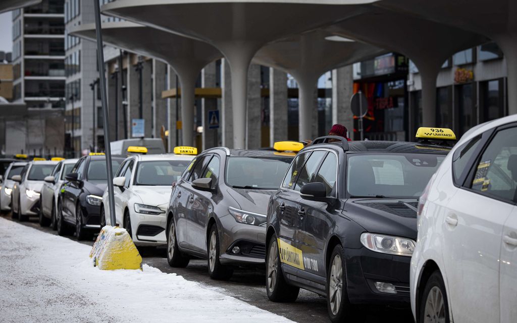 Suomessa heräsi kohu takseista – Nyt puhuu Noora, jonka taksikuski raiskasi metsässä