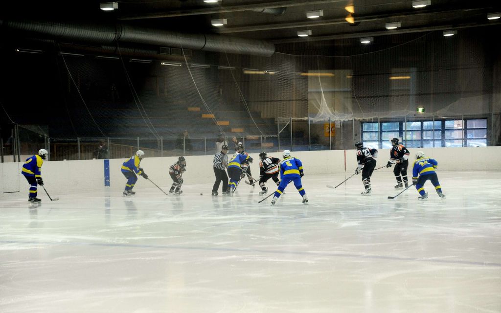 13-vuotiaiden joukkue riemuitsi upeaa saavutusta – Sitten Jääkiekko­liitto lähetti sokki-ilmoituksen