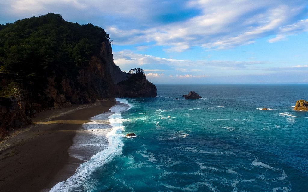 Tsunami­varoitus Japaniin