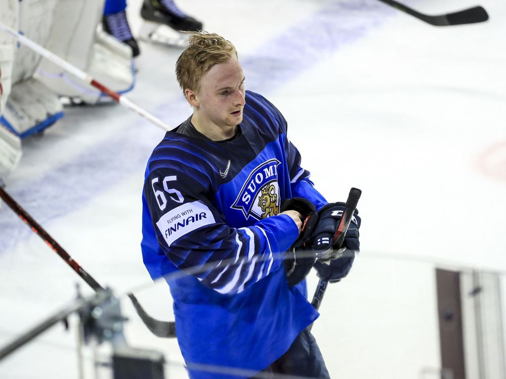 Näin 170-senttinen mini-Manninen nöyryytti Ruotsin NHL-tähtiä – myös NHL-joukkueita taitaa harmittaa