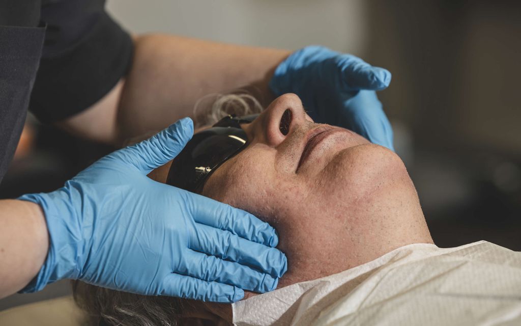 Nämä asiakasmaksut nousevat: Hammashoito, terveys­keskuskäynnit, uusi maksu sairaaloihin