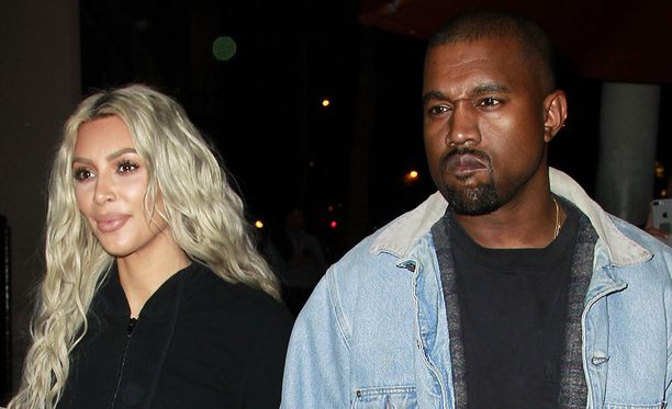 Kim Kardashianilla ja Kanye Westillä on nyt kolme lasta.