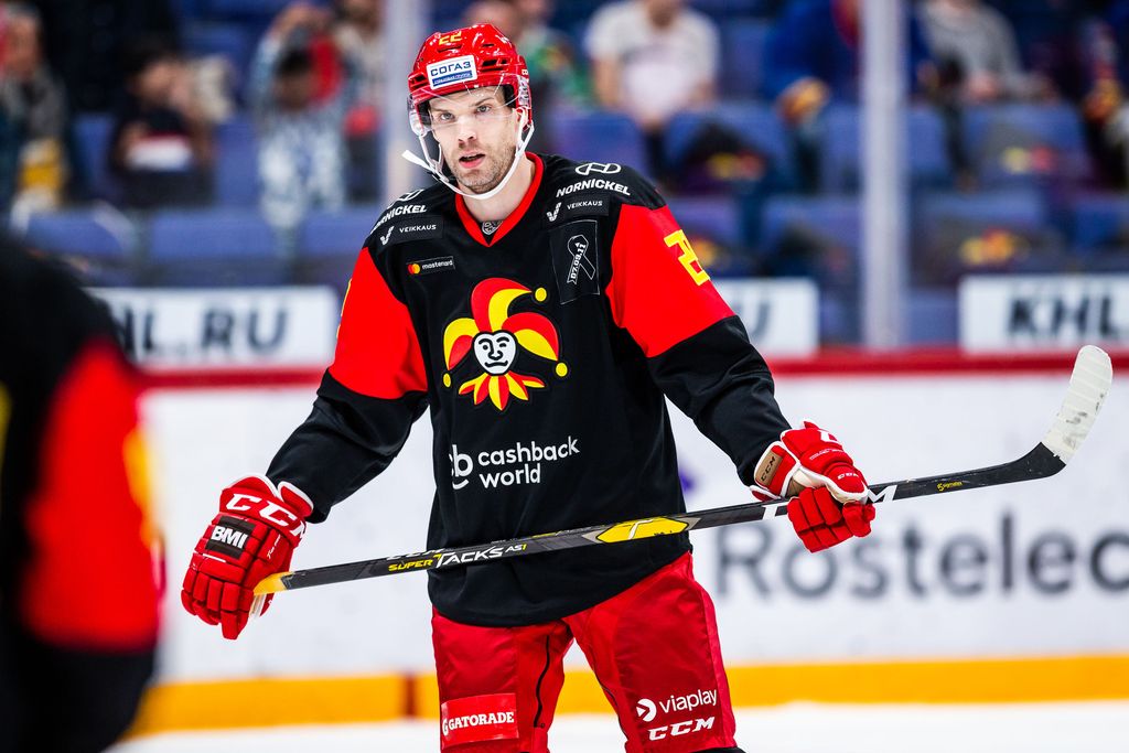 KHL:n kautta aikain pisimmän ottelun ratkaissut hyökkääjä palaa kotiin