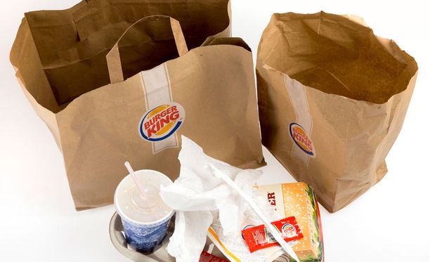 Asiakkaiden ylijäämäranskalaisiin kajoaminen sai Burger King -pomon raivon valtaan. Kuvituskuvaa.