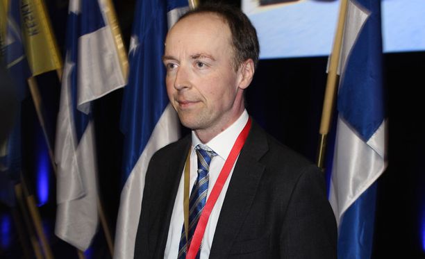 Jussi Halla-aho valittiin lauantaina perussuomalaisten puheenjohtajaksi.