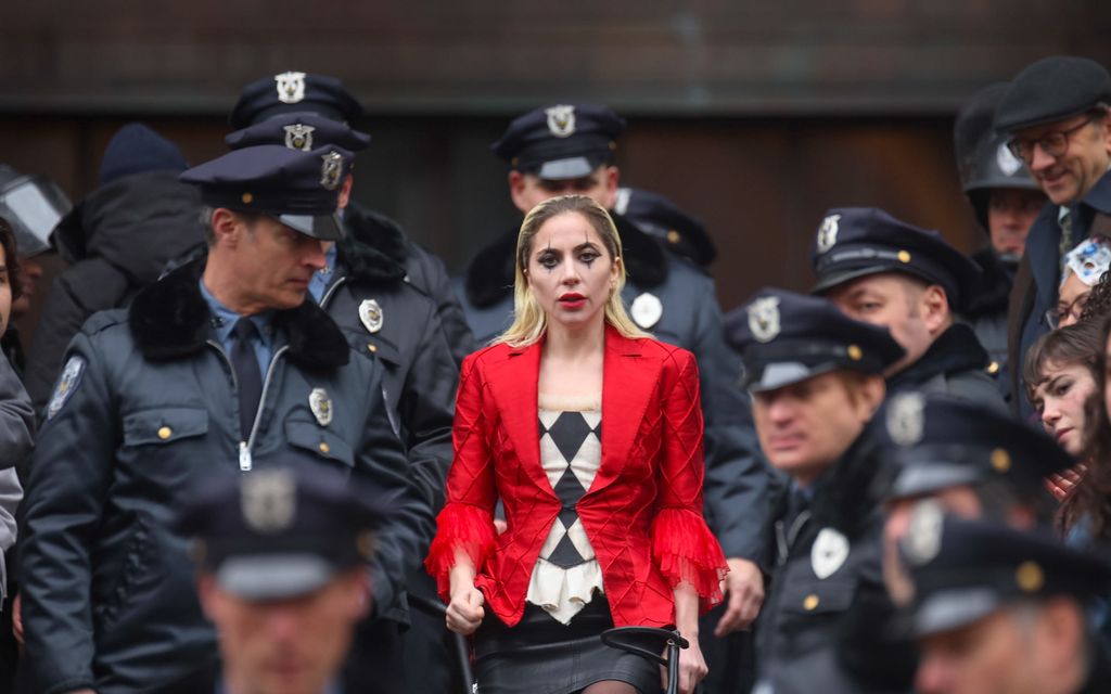 Tunnistatko Lady Gagaa Jokeri-elokuvan rooliasussa? Ensimmäiset kuvat julki 