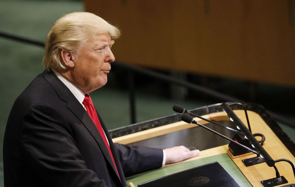 Donald Trumpin omakehu kirvoitti nauruntyrskähdyksiä YK:n yleiskokouksessa – seurasi pari kiusallisen hiljaista sekuntia