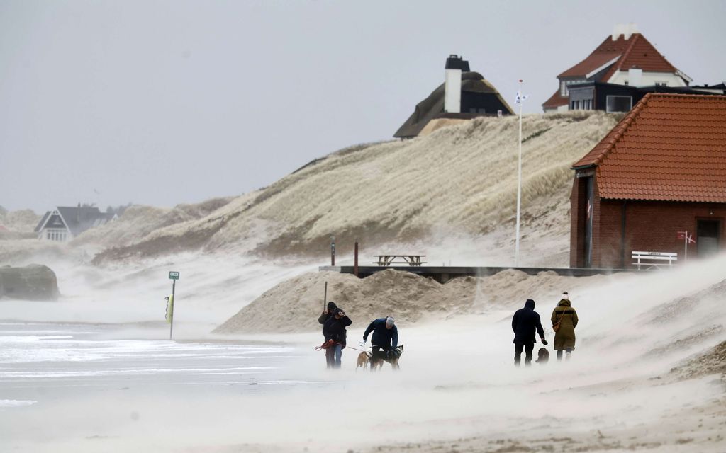 Suomen lähellä mitattiin hurja myrskylukema – Lentoja Helsinkiin peruttu