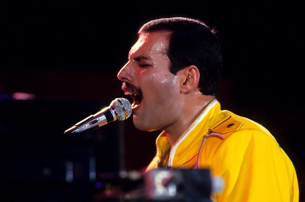 Freddie Mercuryn ensimmäinen tyttöystävä paljastaa: Tajusi museossa Freddien olevan homoseksuaali