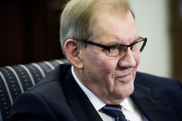 Seppo Tiitinen toimi Supon päällikkönä 1978-90. Supo tarkkaili ja puuttui myös idänkaupassa rehottavaan korruptioon. 