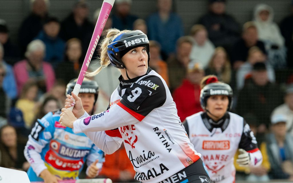 Tässä on naisten Superpesiksen finaalipari
