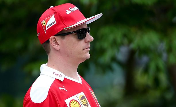 Kimi Räikkönen joutui Singaporessa tyytymään nelossijaan.