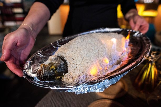 Riisi, kala ja kalkkuna libanonilaisin maustein