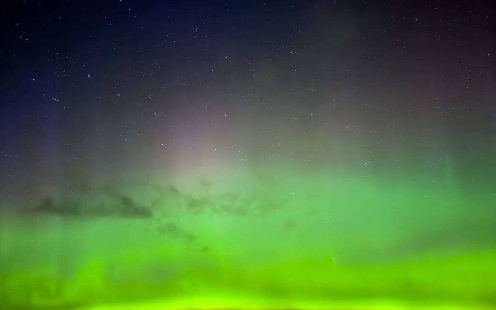 Upea näytös käynnissä taivaalla