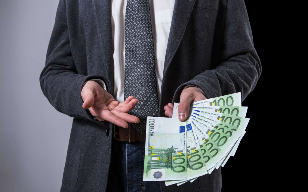 Autoliikkeeltä kova lupaus – Voit saada 1000 euroa, jos tiedät näistä tapauksista