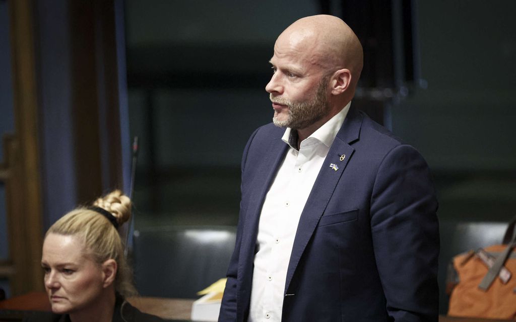 Eduskunnassa alkaa pian kokoontua historiallinen ryhmä, josta vasemmisto­liitto pelasi itsensä ulos