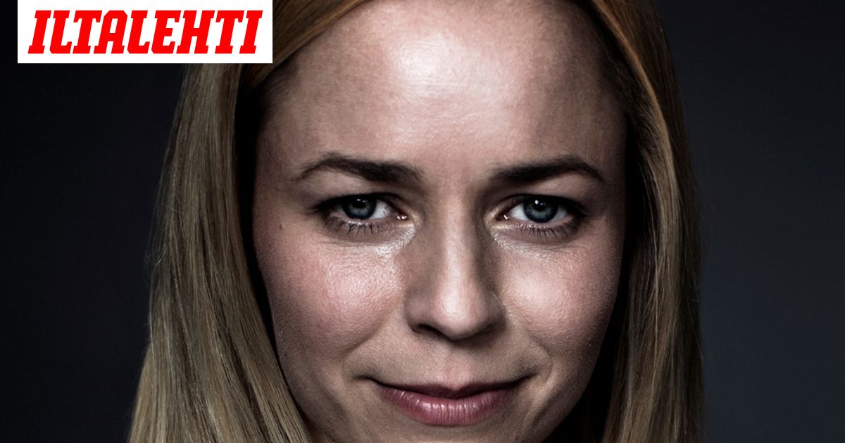 Paula Vesala Ja Salkkareista Tuttu Hemmo Karja Mukana Tuntematon