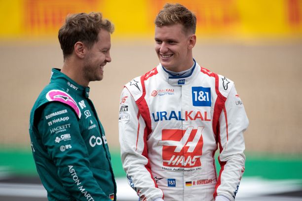 Sebastian Vettel ja Mick Schumacher ovat läheisiä ystäviä.