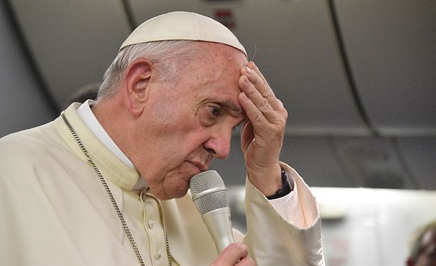 Paavin anteeksipyyntöä pidetään hyvin harvinaisena, vaikka hän ei suostunutkaan perumaan sanojaan.