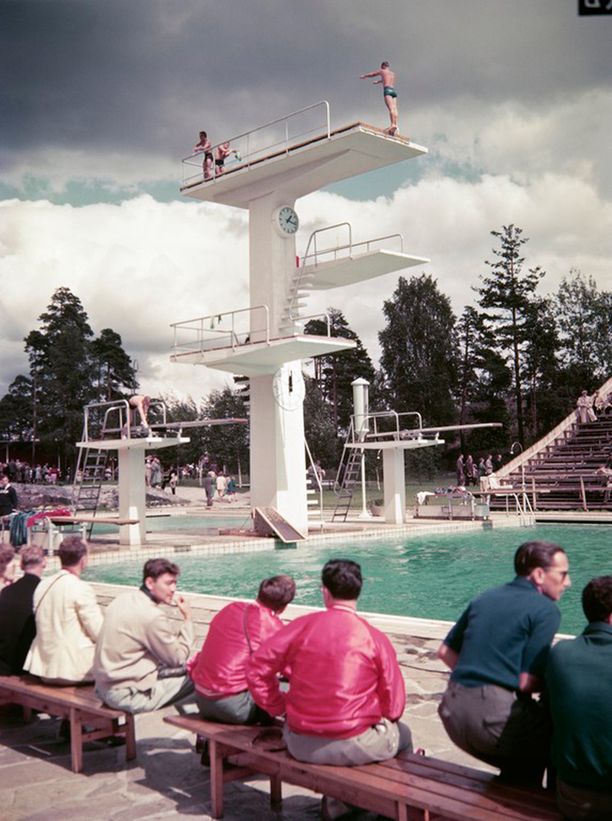 Helsinki vuonna 1952 värikuvissa