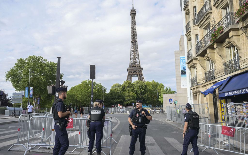 Epäilty joukkoraiskaus Pariisissa – Uhri 25-vuotias australialais­nainen