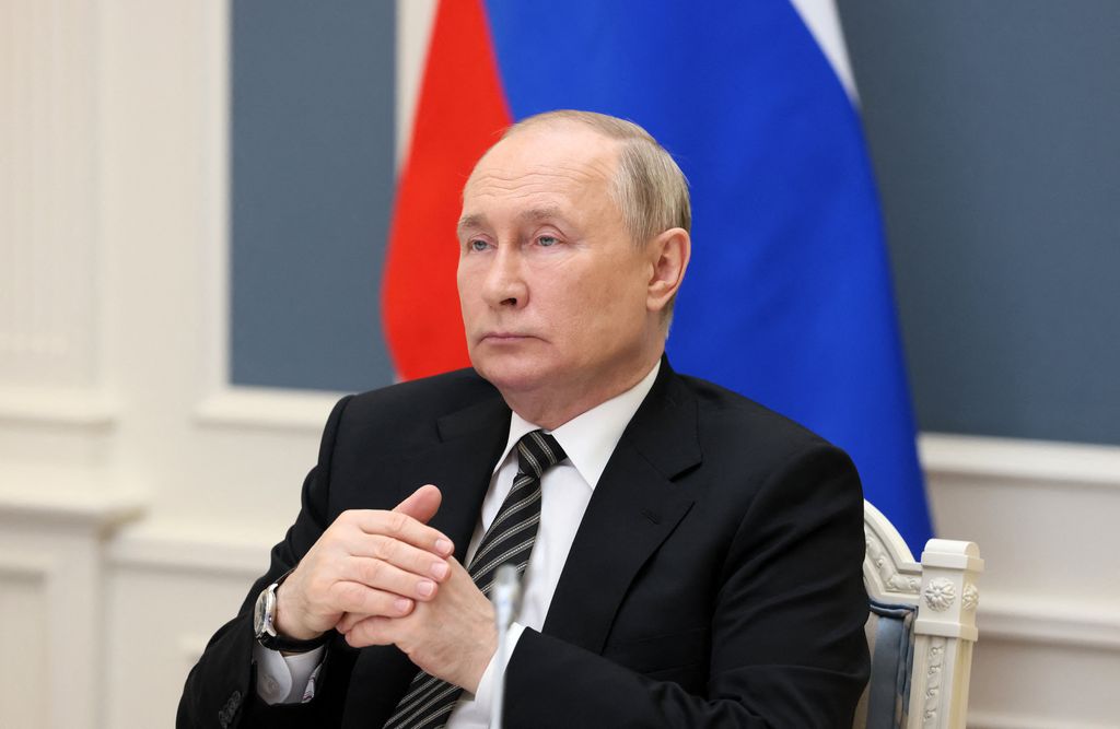 Useamman asiantuntijan mukaan rauha Ukrainassa edellyttää Vladimir Putinin väistymistä.