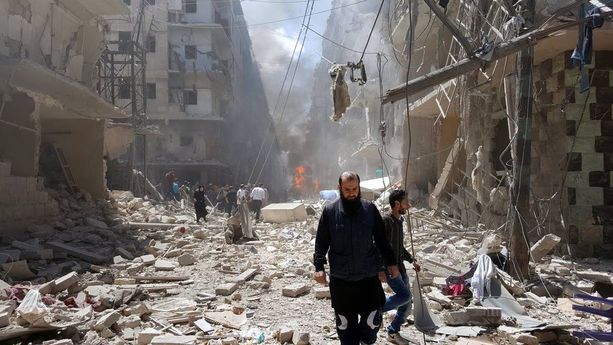 Aleppossa siviilien kärsimys on jatkunut pitkään. Venäjä aloitti ilmapommitukset Syyriassa vuosi sitten.