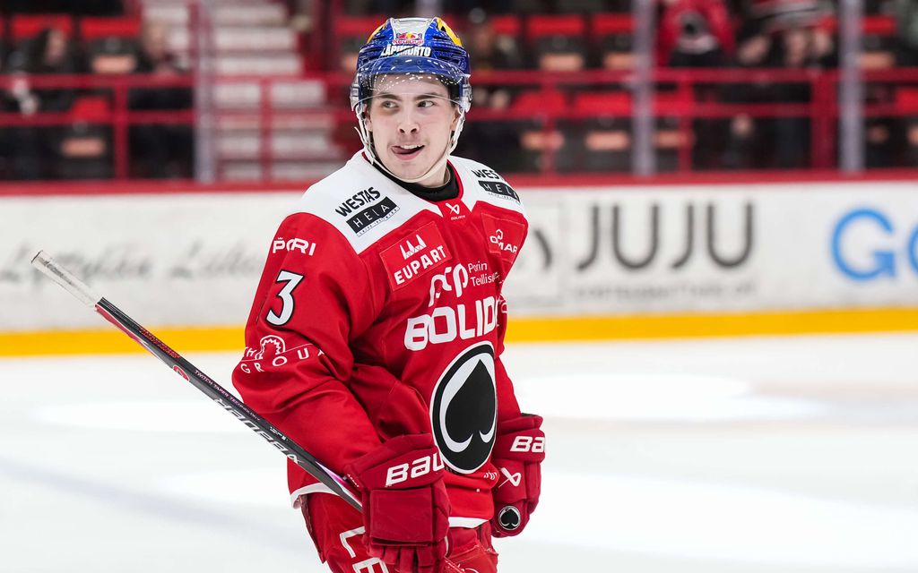 Pata­nuorukaisen hymy saa vastustajat suunniltaan – ”Olen huomannut”