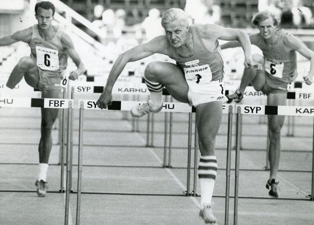 Arto Bryggaren taisteluilme vuoden 1982 Suomi-Ruotsi-maaottelussa.