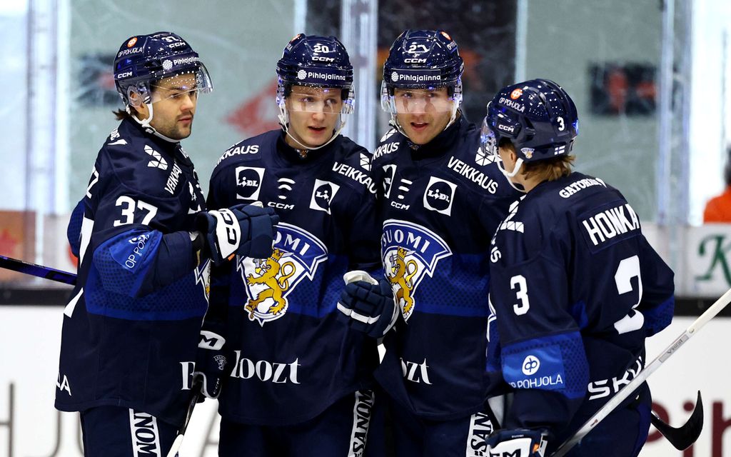 Leijonat tykitti 10 maalia!