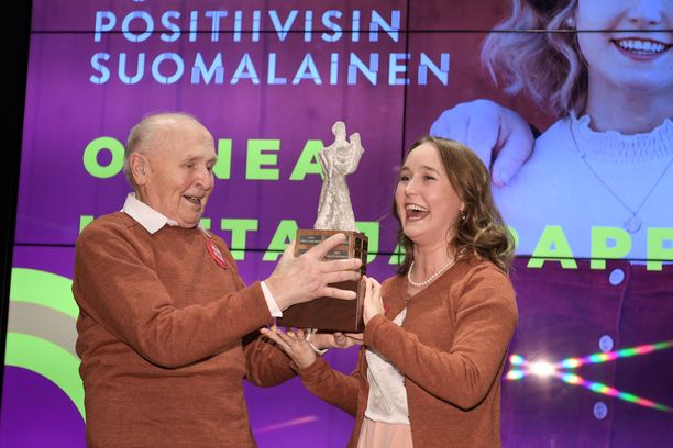 Lotta ja pappa ovat vuoden positiivisimmat suomalaiset