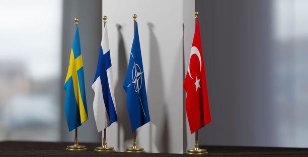 Senaattorit: Ei hävittäjäkaupoille Turkin kanssa ennen Nato-sopua