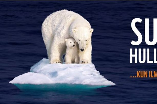 Kuvaa on käsitelty niin, että jääkarhut ovat pienen jäälautan päällä. Alkuperäisessä kuvassa jääkarhujen taustalla on laaja jääalue.