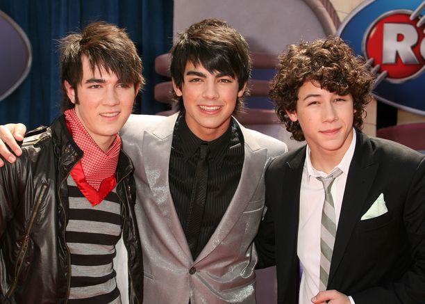 Jonas Brothers vuonna 2007. 