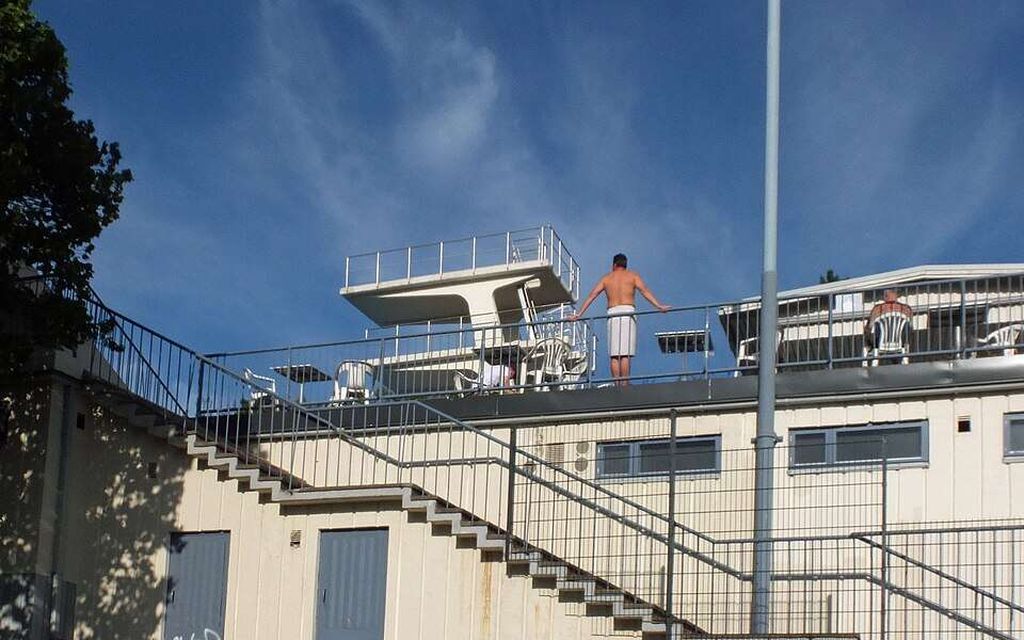 Erikoislääkäri kohteli lasta niin hirveällä tavalla, ettei 9-vuotias uskaltanut palata maauimalaan