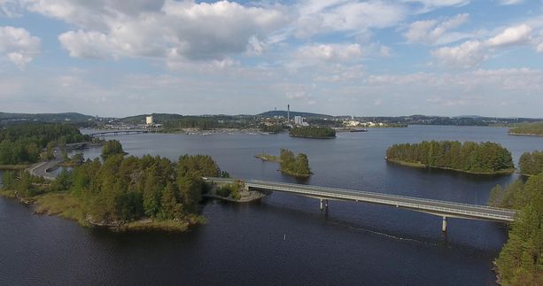 Saaristokatu yhdistää Kuopion Saaristokaupungin ja keskustan.