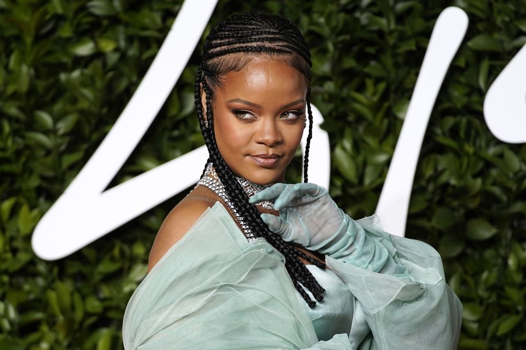 Rihanna on nyt maailman rikkain naismuusikko – valtava omaisuus listattiin
