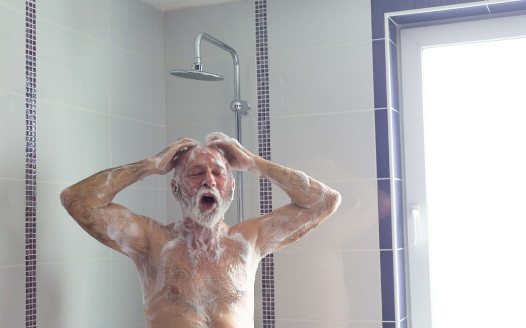 Miten peseydyt, kun kukaan ei katso? Paljasta oudoin tapasi suihkussa! 