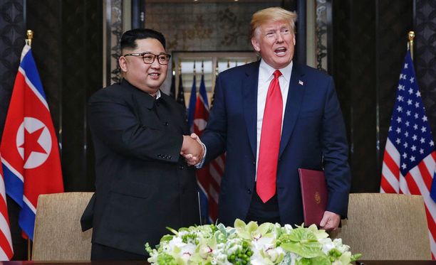 Presidentti Trump ja johtaja Kim Jong-un tapasivat Singaporessa kesäkuussa.