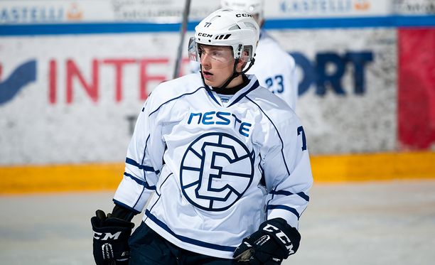 Janne Puhakka pelasi Liigassa kaudella 2015–2016.