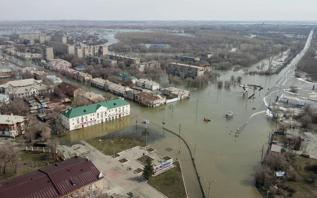”Putin, auta meitä!” – Kuvat näyttävät Venäjän katastrofin laajuuden