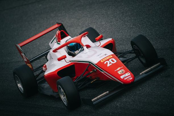 Tuukka Taponen kertoo Ferrari-valinnastaan – kypsä nuori mies
