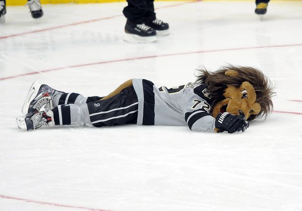 Los Angeles Kingsin kotiotteluissa maskottina toimii Bailey-niminen leijona.