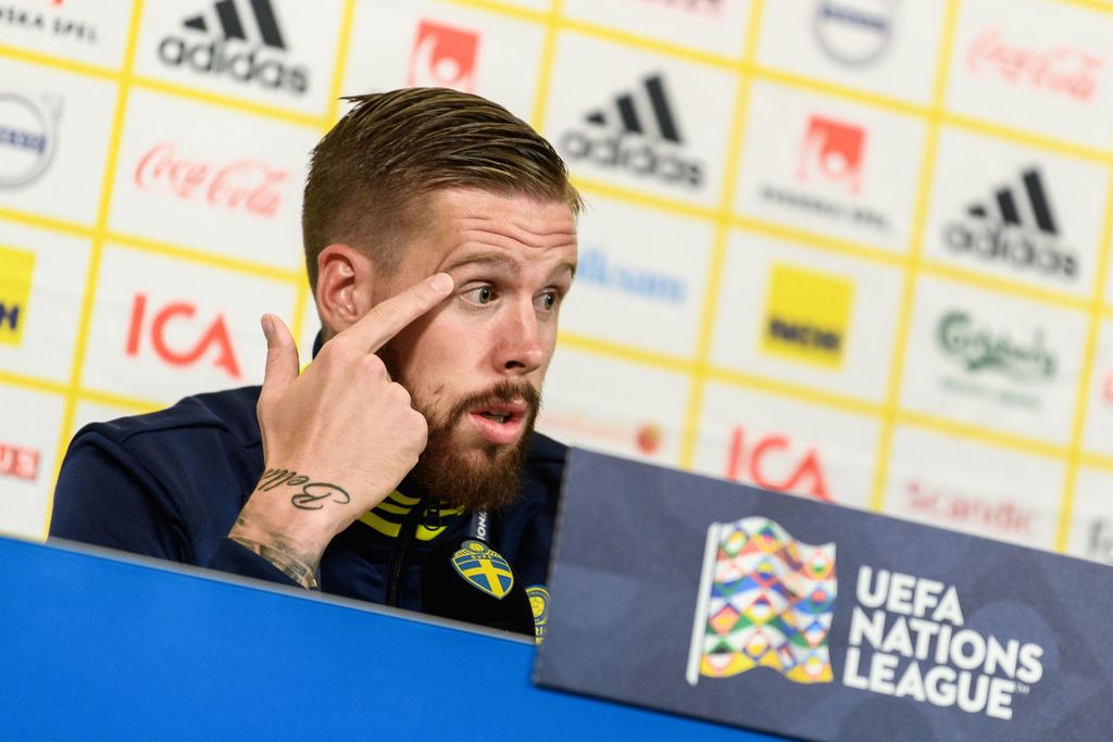Ruotsin maajoukkueessa kuohuu: ”Kaikki olivat surkeita – minut heitettiin susille”