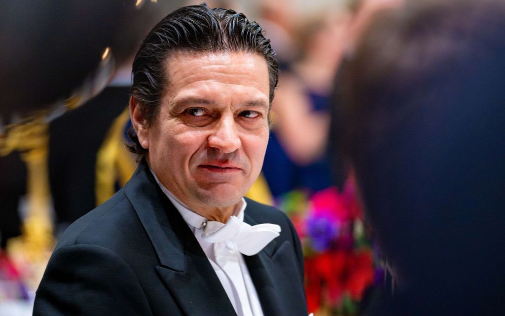 Jari Litmanen: Ura jatkuu!