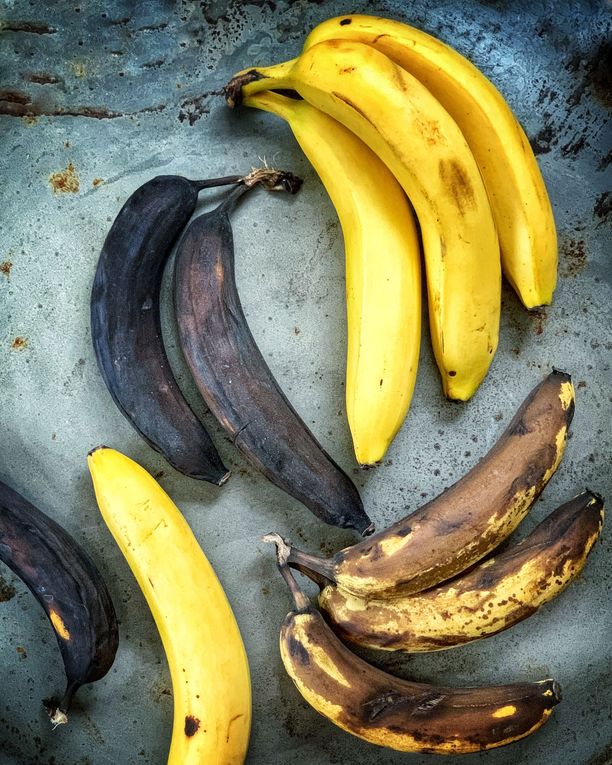 Kypsät banaanit ovat loistava raaka-aine leivonnassa ja smoothien joukossa.