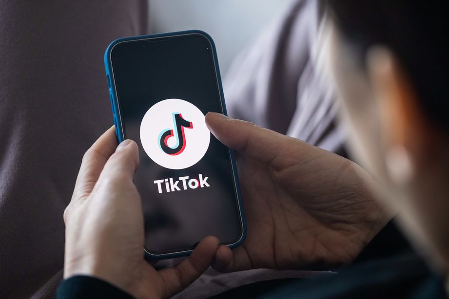 TikTok Jäi Kiinni Käyttäjien Vakoilusta