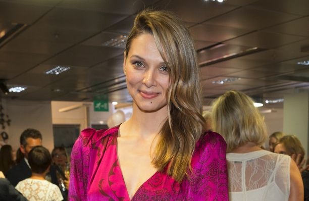 Vera Jordanova on tehnyt töitä myös näyttelijänä.