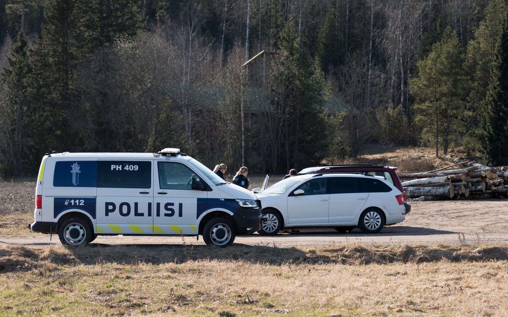 Poliisi: Viranomais­operaatio droonin löytöpaikalla laajenee